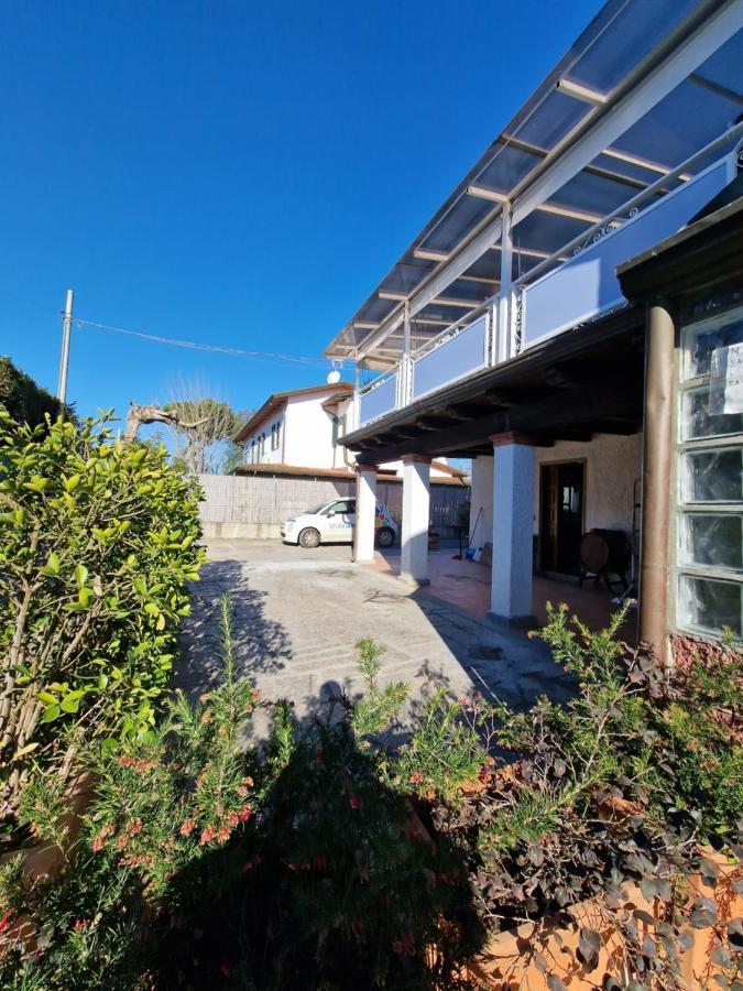 Tra Forte Dei Marmi E Marina Di Massa - Il Melograno Extérieur photo